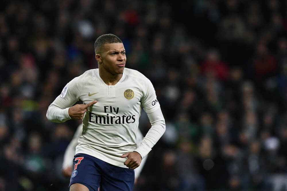 每日一句丨追求使你充实,失败和成功都是伴奏